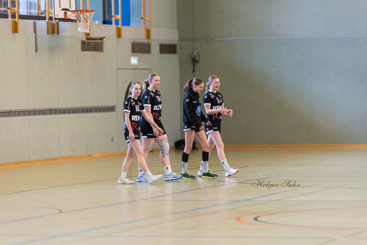 Bild 137 - wBJ SV Henstedt Ulzburg - Bramstedter TS : Ergebnis: 27:15